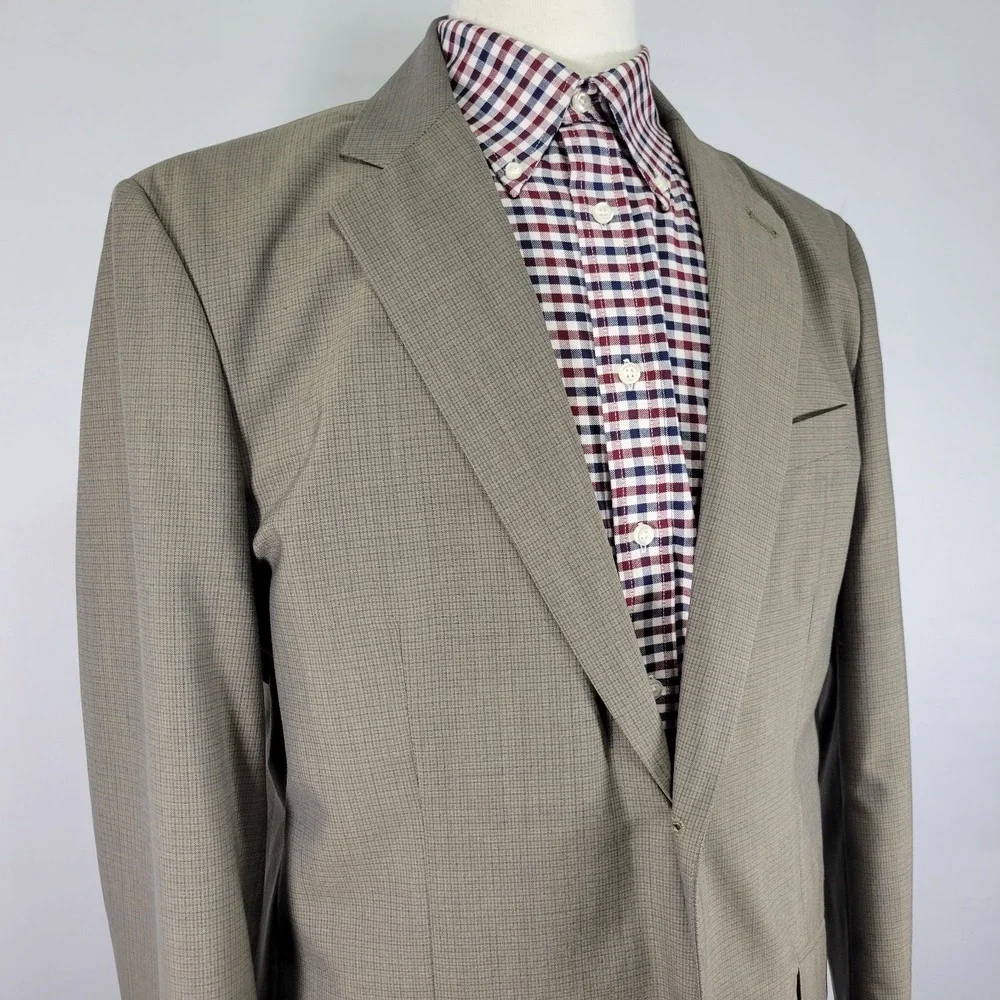 Banana Republic before completing